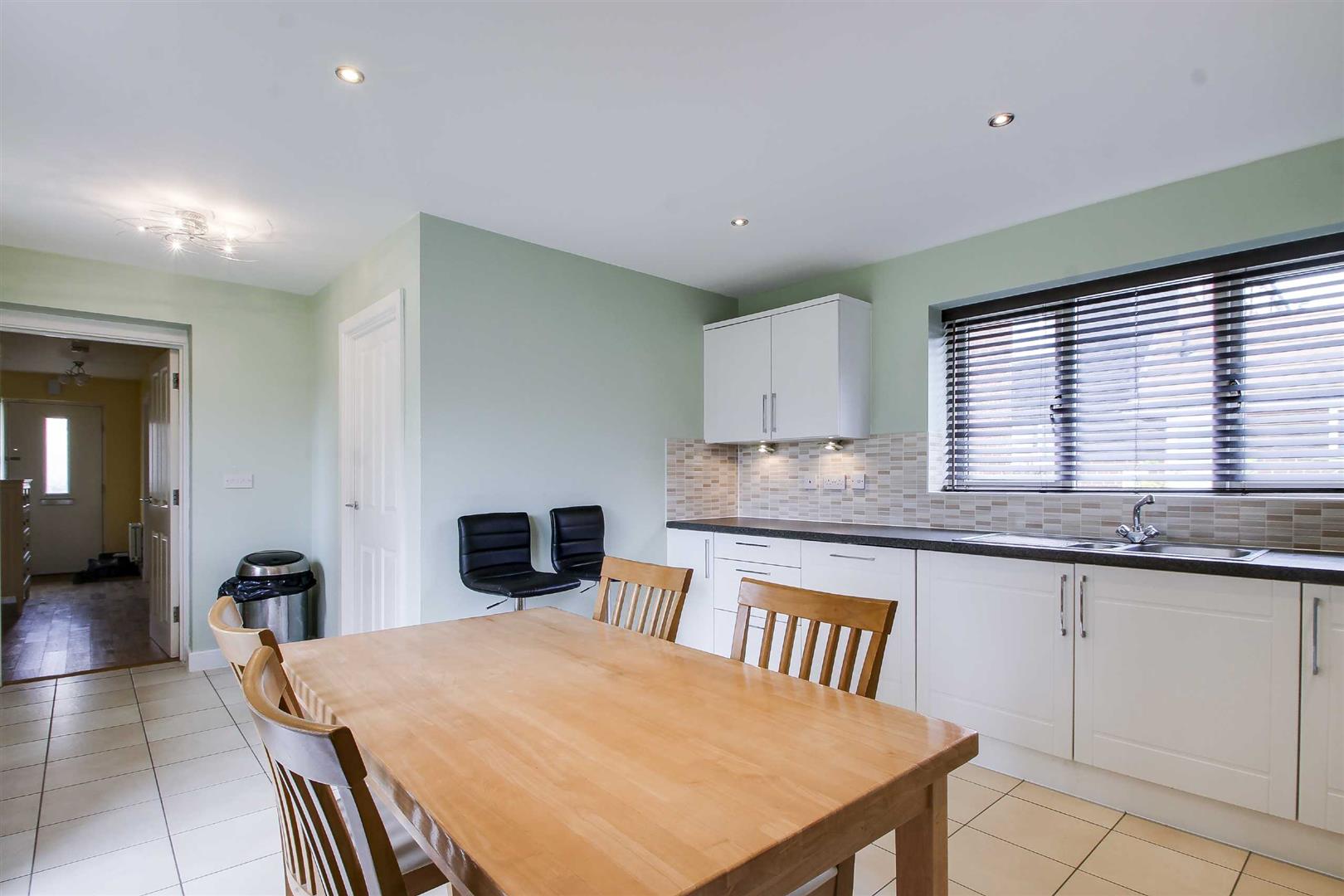 Warwick Avenue, Broughton, Milton Keynes